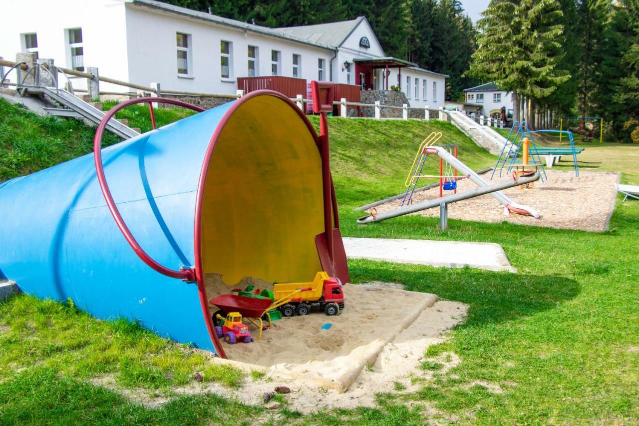 Erzgebirgsidyll Breitenbrunn Ferienwohnung エクステリア 写真